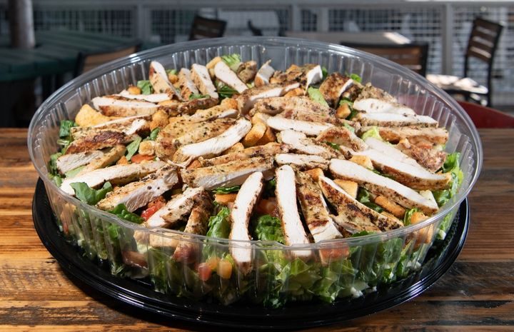 Salad catering tray β grilled chicken, romaine, croutons and tomatoes